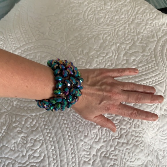 Stunning sparkling beaded cuff bracelet - Picture 1 of 9